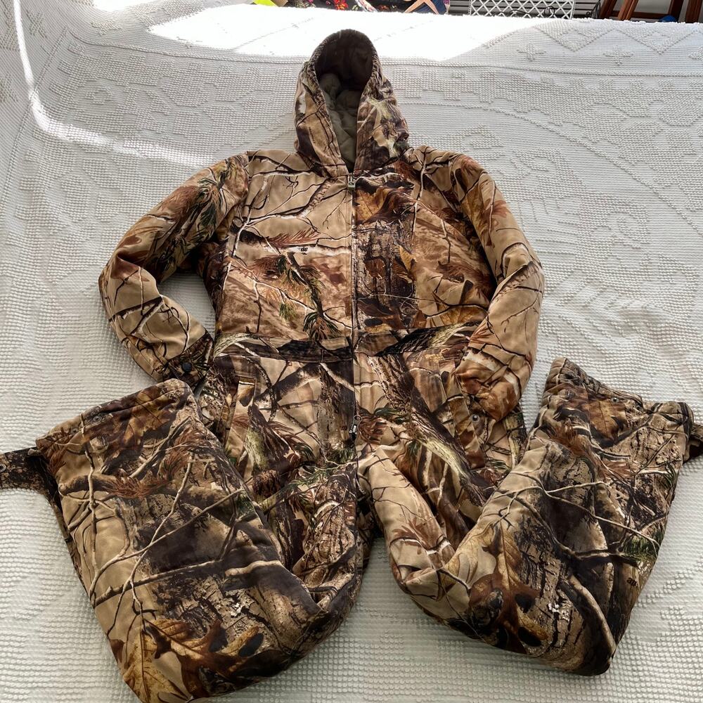 Youth Camo Snow Bibs – Insulated Hunting Outdoor Overalls